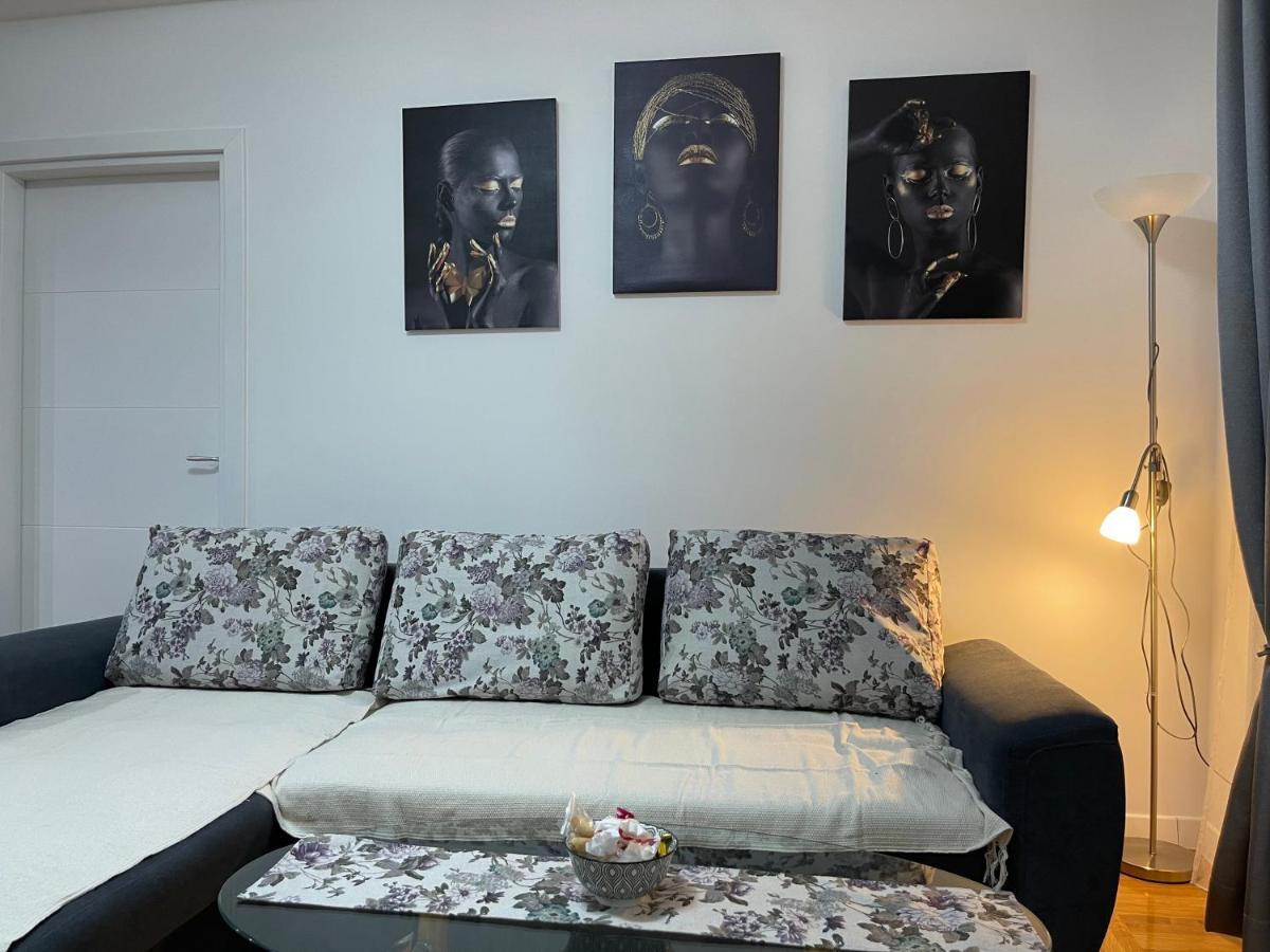 Apartman Mdb Subotica Exterior photo